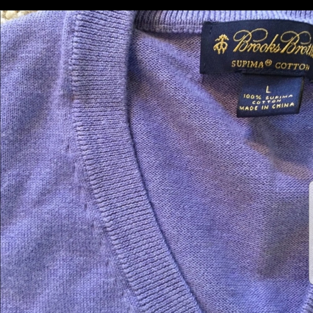 BROOKS BROTHERS v-neck sweater Large